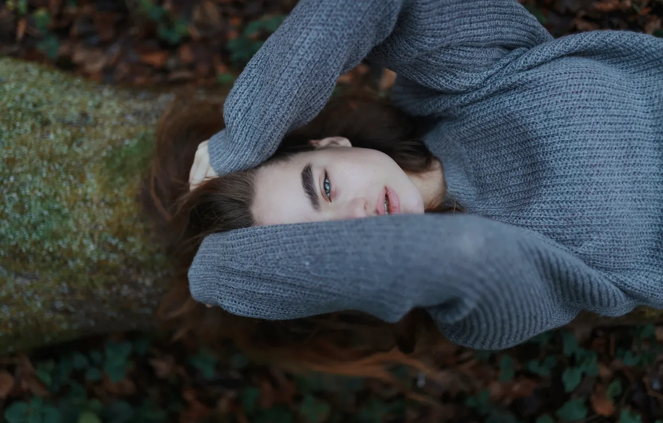 Photo wallpaper girl, photo, photographer, blue eyes, model, bokeh, lips, brunette