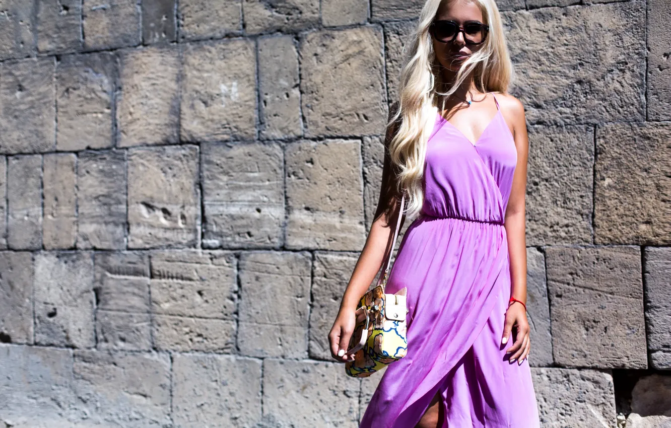 Photo wallpaper look, girl, face, hair, dress, glasses, handbag