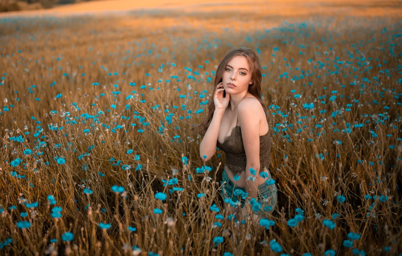 Photo wallpaper field, look, landscape, flowers, model, shorts, portrait, makeup