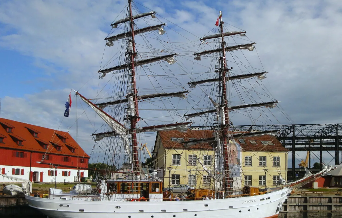 Photo wallpaper sailboat, Netherlands, brig, Aphrodite