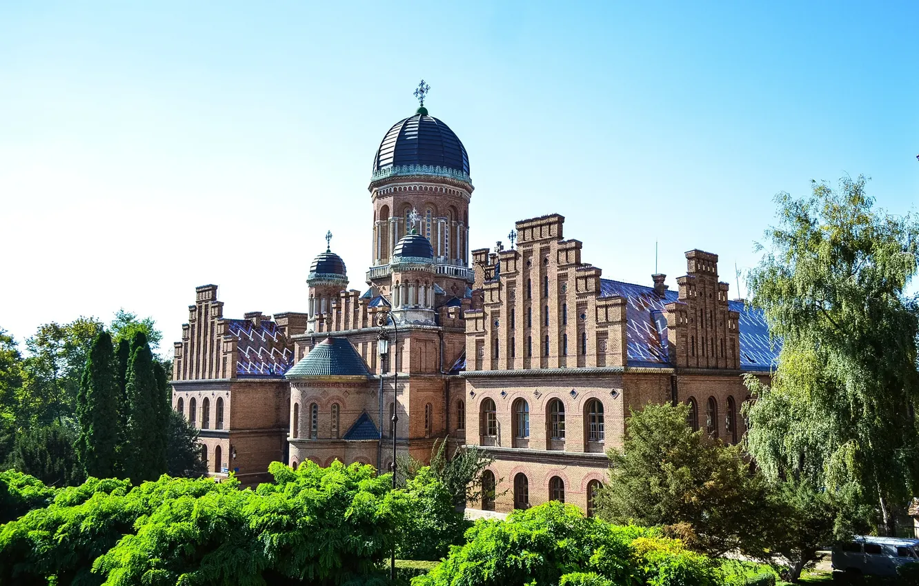 Photo wallpaper trees, Park, Ukraine, University, Chernivtsi, the Seminary building, the Church of the Three Hierarchs, the …