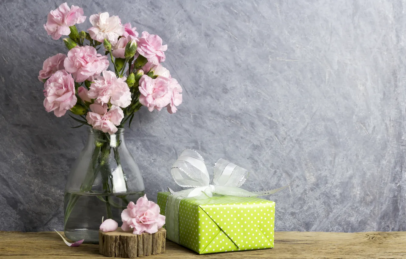 Photo wallpaper flowers, gift, petals, pink, vintage, wood, pink, flowers