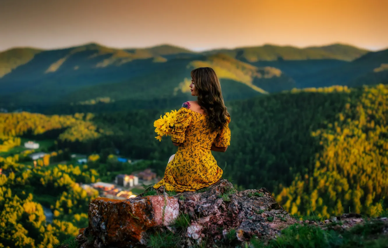 Photo wallpaper FOREST, NATURE, HILLS, MOUNTAINS, FLOWERS, BOUQUET, DAL, SUNDRESS
