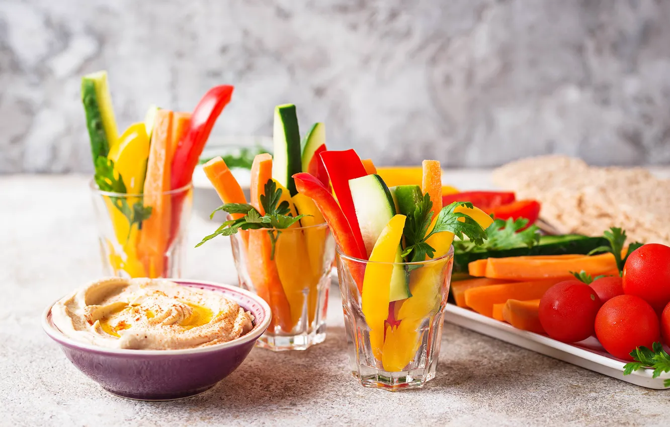Photo wallpaper glass, vegetables, slices