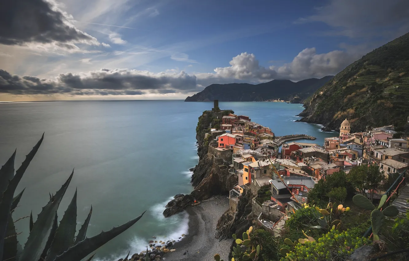 Photo wallpaper sea, mountains, coast, building, Italy, Italy, The Ligurian sea, Vernazza