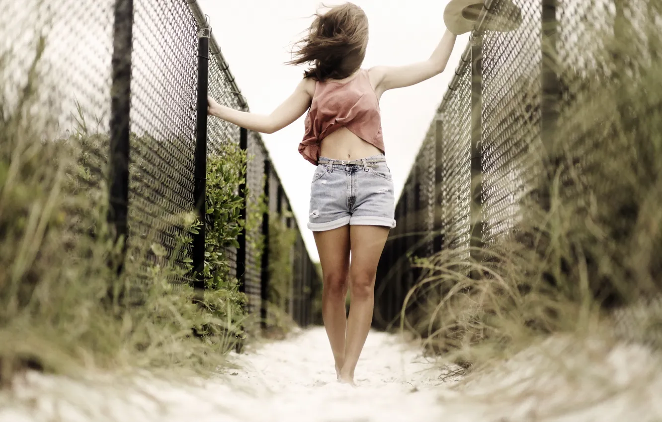 Photo wallpaper sand, summer, girl, the fence