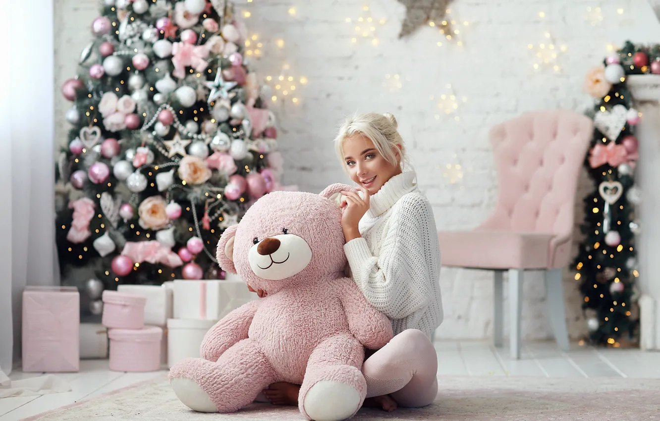 Photo wallpaper girl, mood, tree, new year, bear, sweater, Teddy bear, Dmitry Arhar