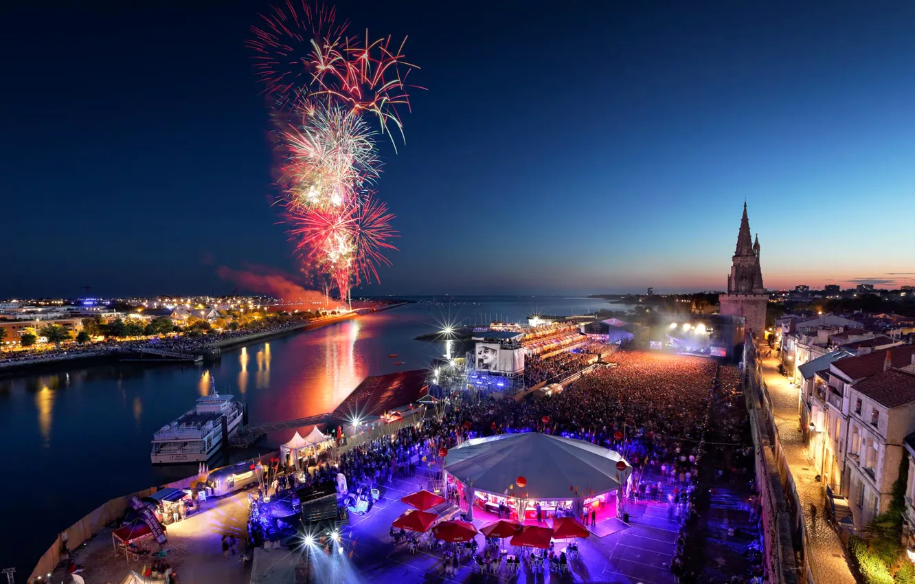 Photo wallpaper night, France, salute, fireworks, La Rochelle, Poitou-Charentes, Independence Day
