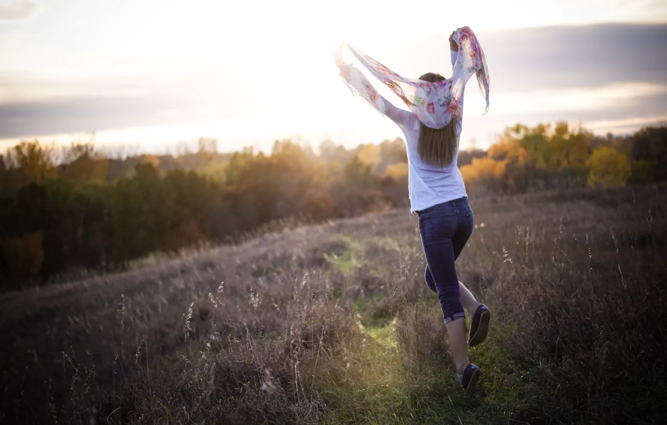 Photo wallpaper freedom, girl, flight