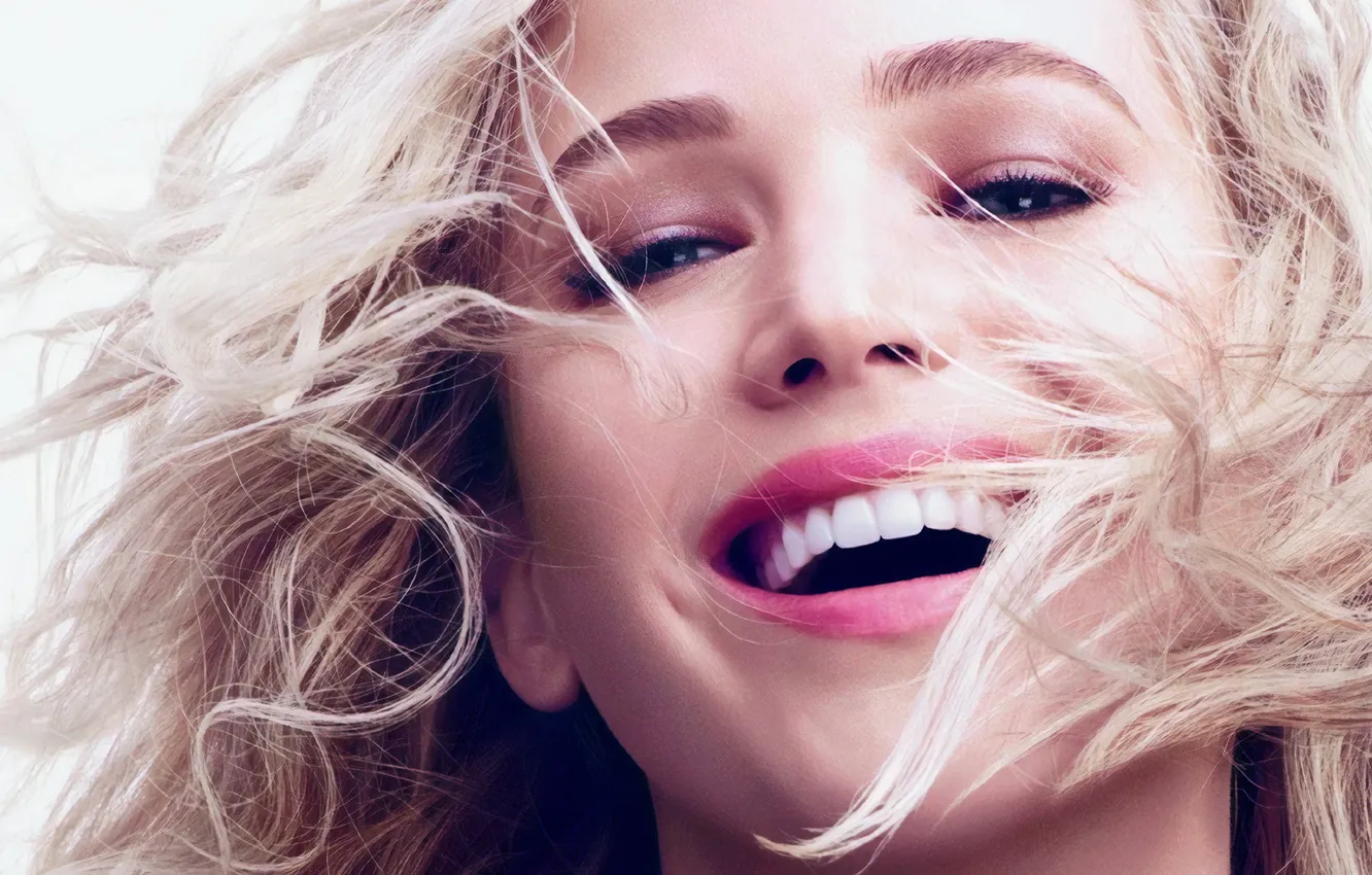 Photo wallpaper girl, face, hair, laughter, Jennifer Lawrence, Dior
