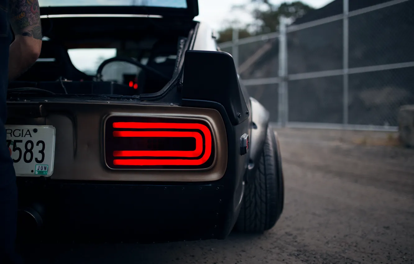 Photo wallpaper Datsun, man, classic, JDM, 240Z, S30, tail light