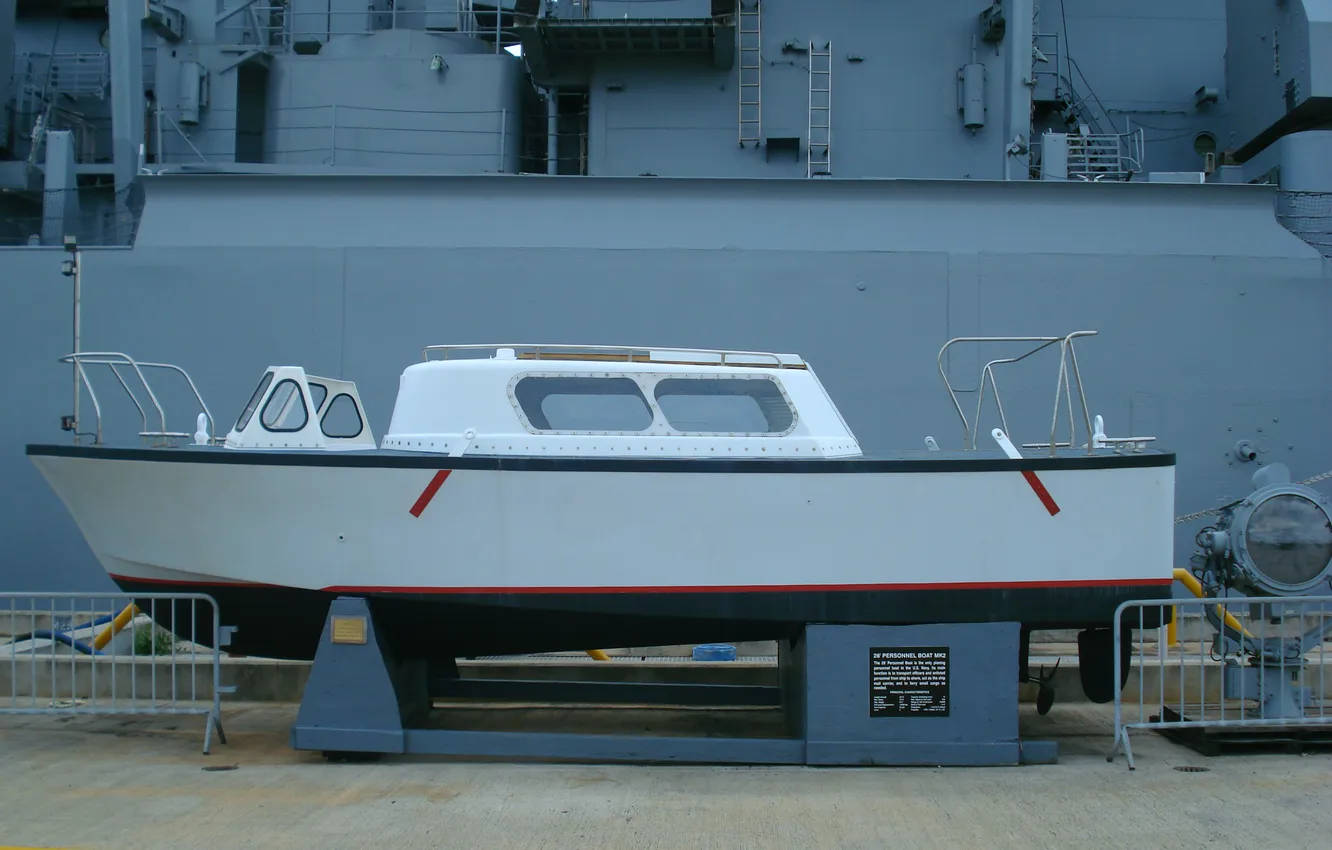 Photo wallpaper USS Missouri, ship's boat, Battleship Museum