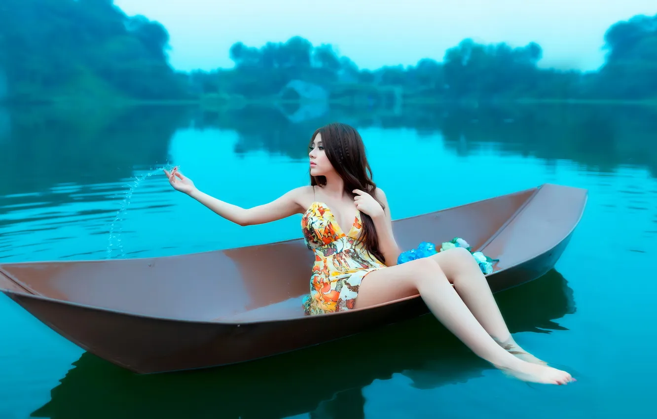 Photo wallpaper girl, lake, boat, Asian