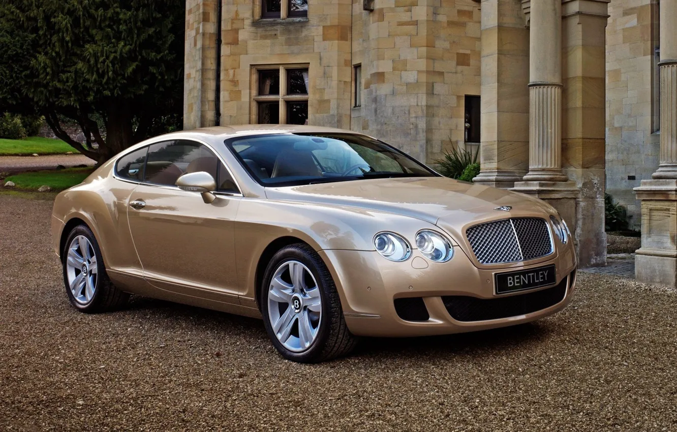 Photo wallpaper Bentley, Parking, beige