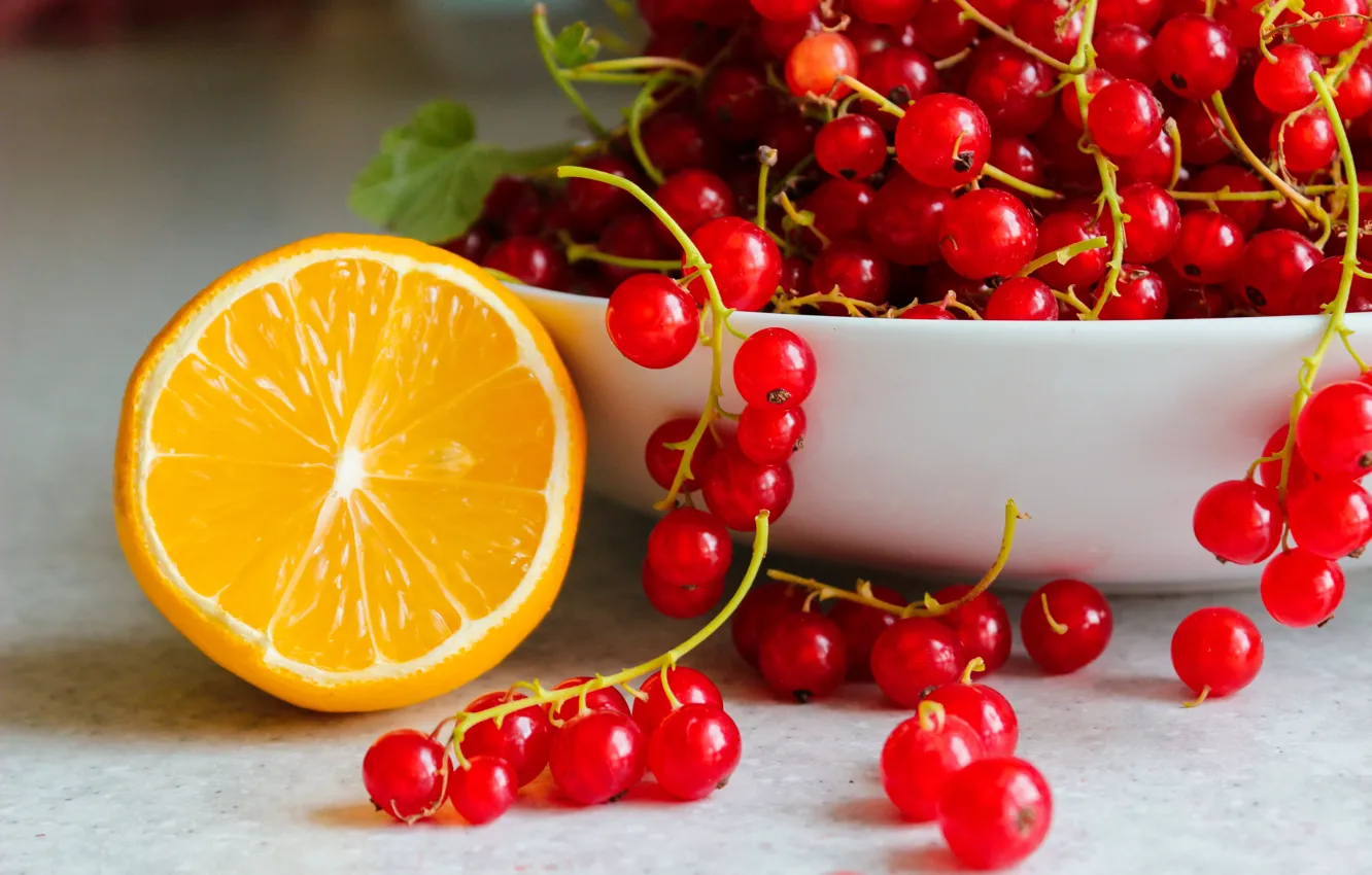 Photo wallpaper red, berries, table, orange, bowl, currants, composition