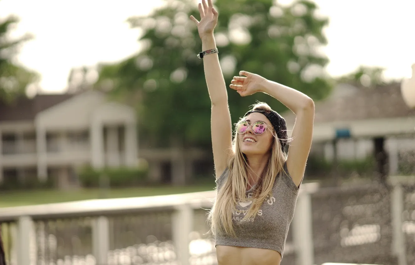 Photo wallpaper girl, smile, glasses, blonde