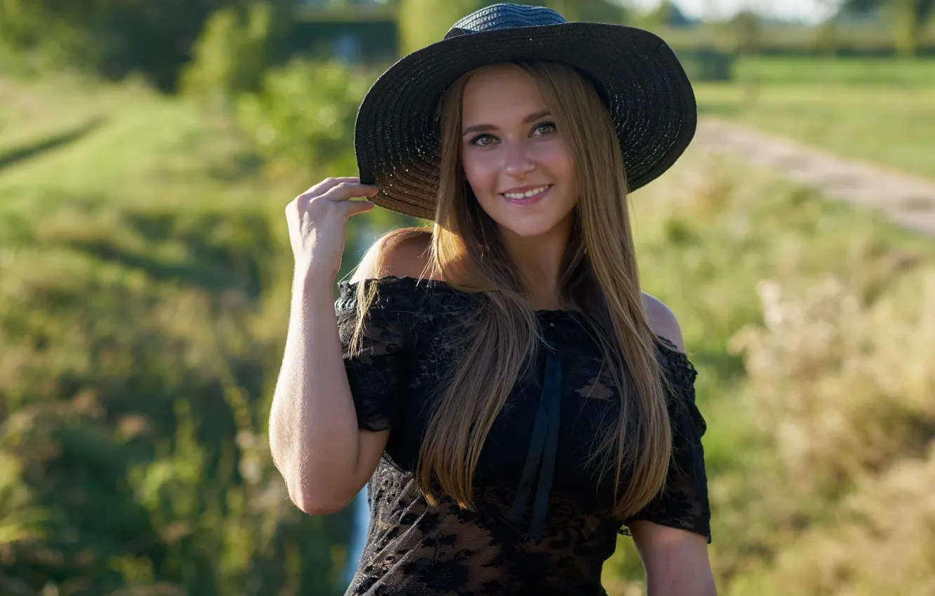 Photo wallpaper girl, smile, background, hat, beautiful