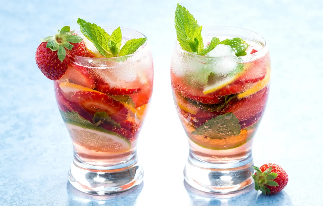 Photo wallpaper berries, lemon, strawberry, lime, drink, mint