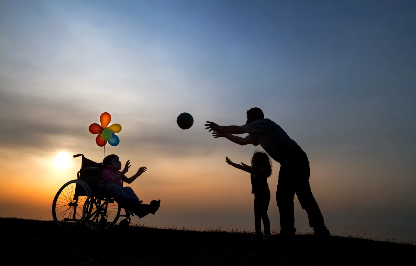 Photo wallpaper children, the game, the ball, silhouette