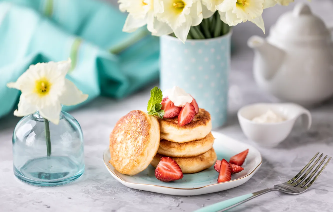 Photo wallpaper Breakfast, strawberry, pancakes, sour cream, pancakes, Karina Klachuk
