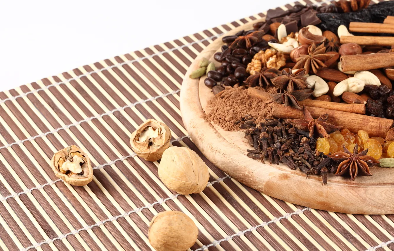 Photo wallpaper nuts, cinnamon, carnation, spices, raisins, cashews, walnut
