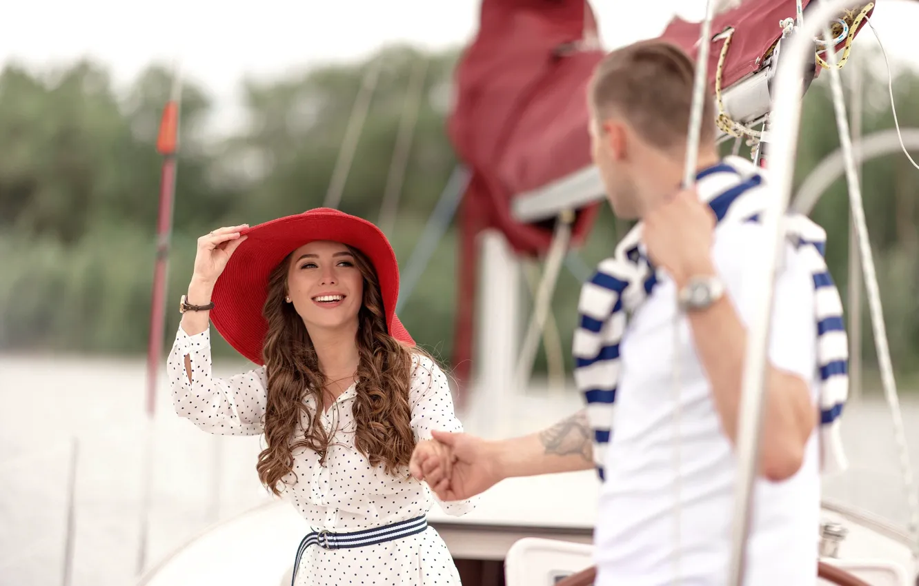 Photo wallpaper girl, love, stay, yacht, pair, hat, guy, walk