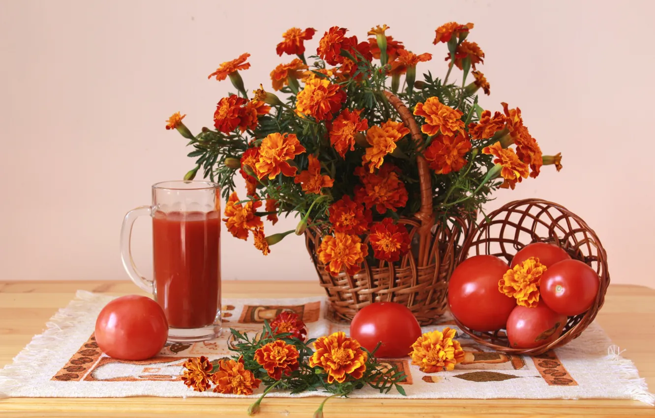 Photo wallpaper still life, marigolds, tomatoes, juice, red