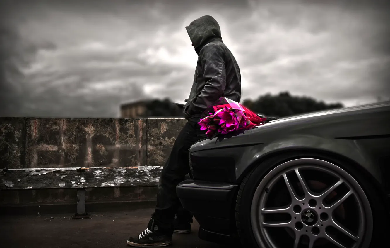 Photo wallpaper machine, bouquet, guy, waiting