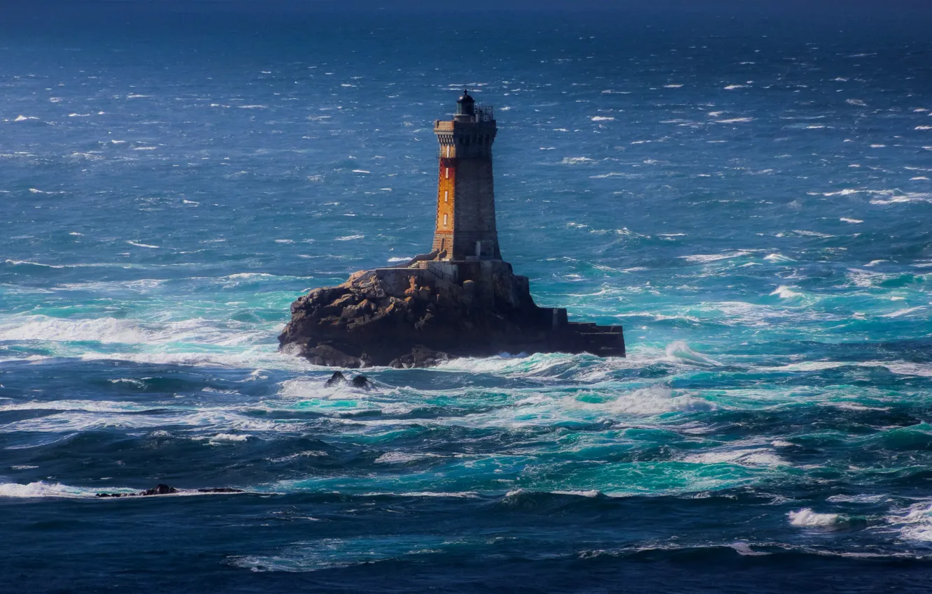 Photo wallpaper sea, rocks, France, lighthouse, Brittany, Tavenner