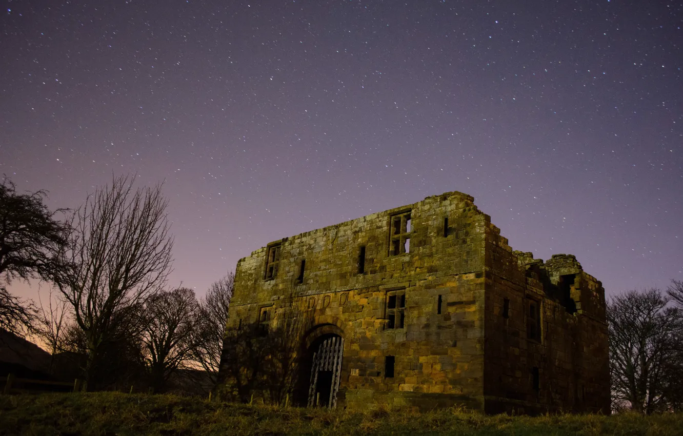 Photo wallpaper the sky, stars, trees, night, castle, England, ruins, architecture