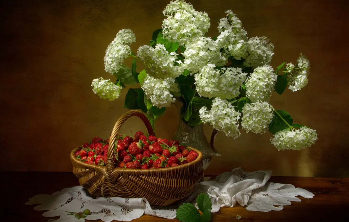 Photo wallpaper basket, strawberry, hydrangea