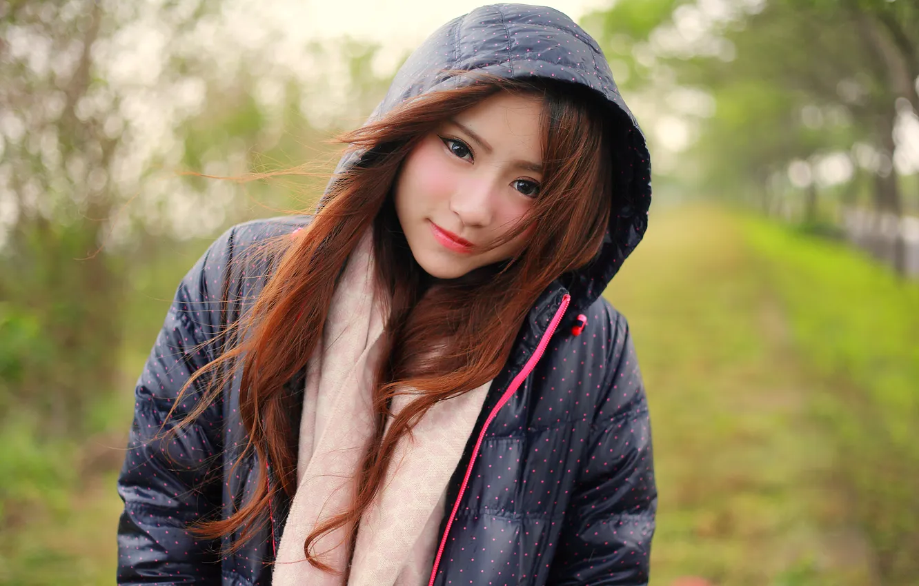 Photo wallpaper girl, face, the wind, hair, jacket, beauty, capuchon