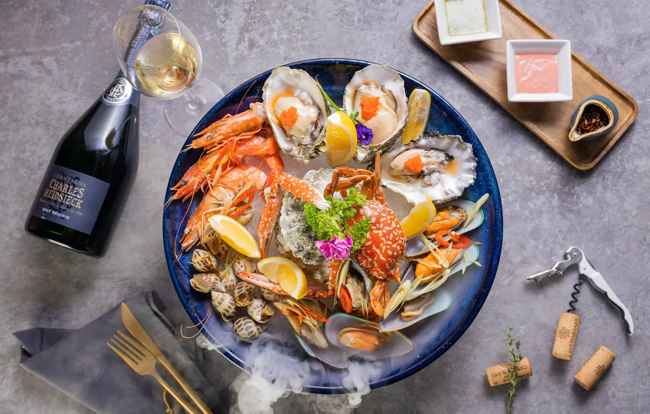 Photo wallpaper champagne, shrimp, mussels, cuts, shellfish