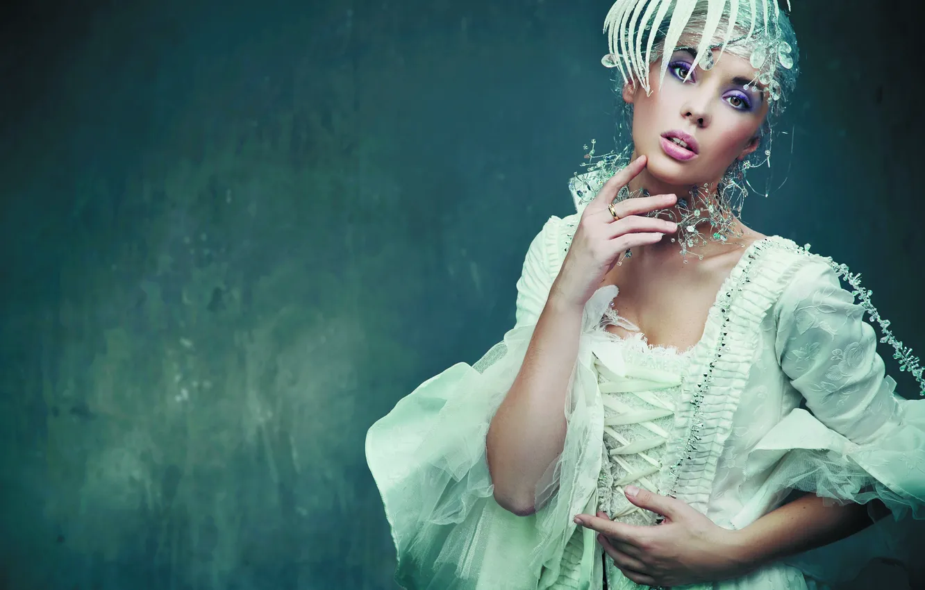 Photo wallpaper makeup, dress, rhinestones, blonde, very soulful expression