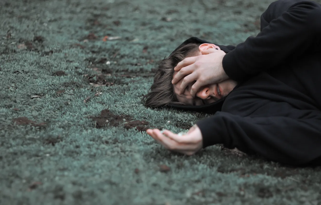 Photo wallpaper earth, pain, guy