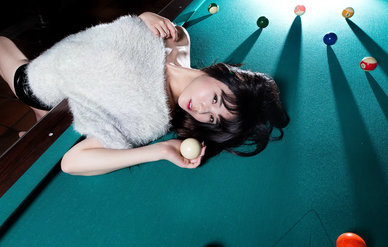 Photo wallpaper girl, Billiards, Asian