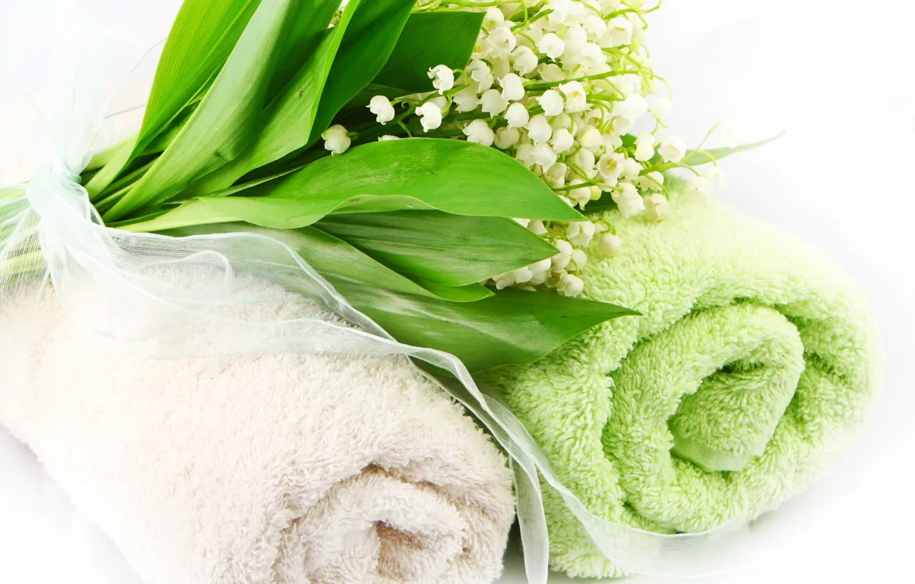 Photo wallpaper flowers, towel, lilies of the valley, flowers, spa, towel, lilies