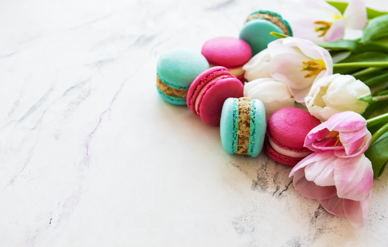 Photo wallpaper bouquet, cookies, tulips, macaroons, almond, Olena Rudo