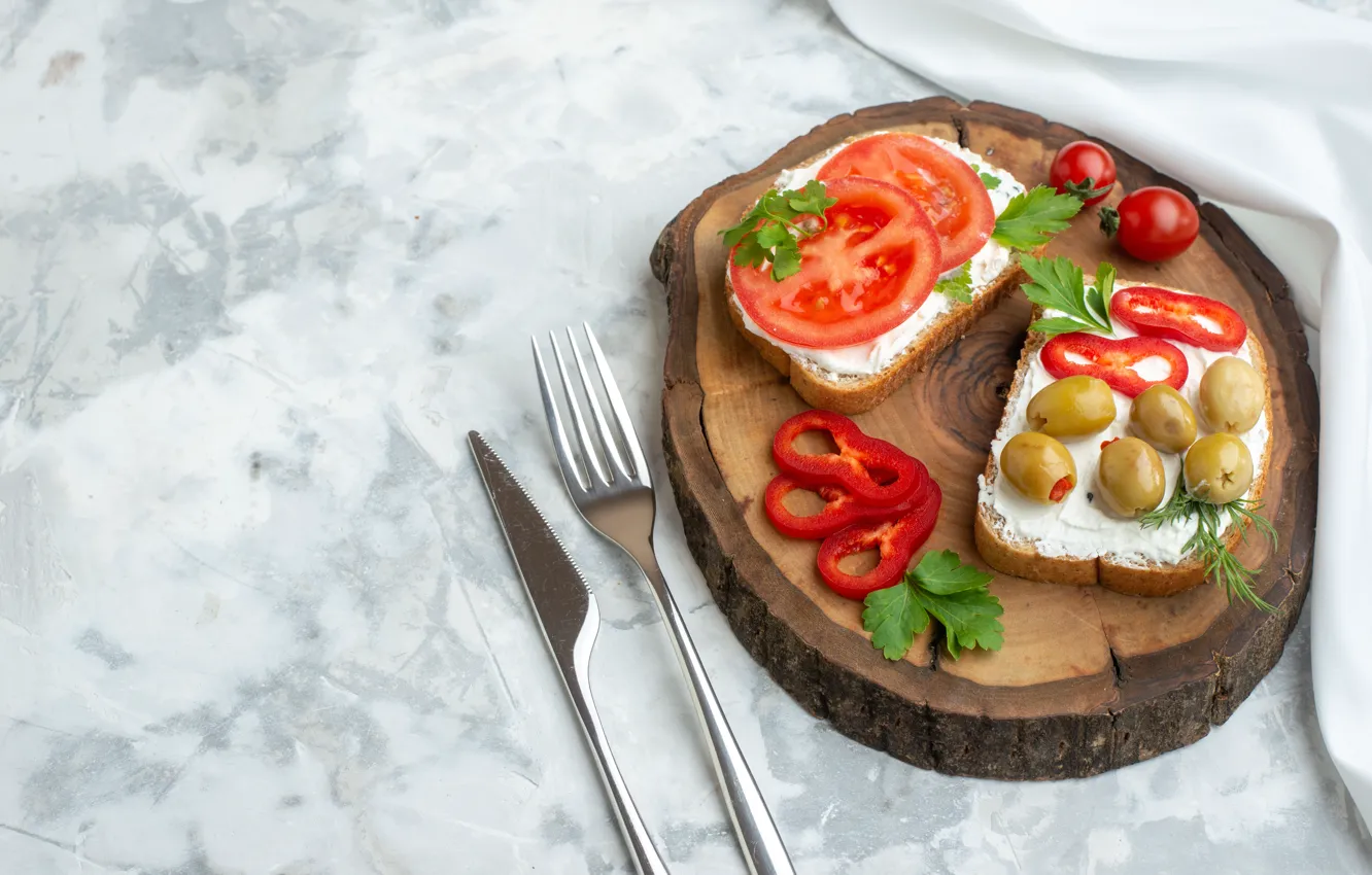 Photo wallpaper bread, light background, tomatoes, olives, stand, sandwiches