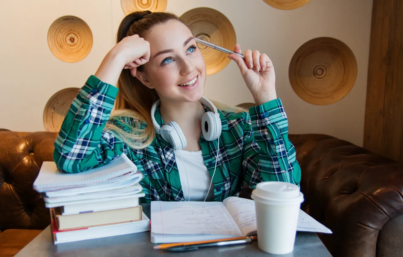 Photo wallpaper look, girl, face, smile, table, room, books, handle