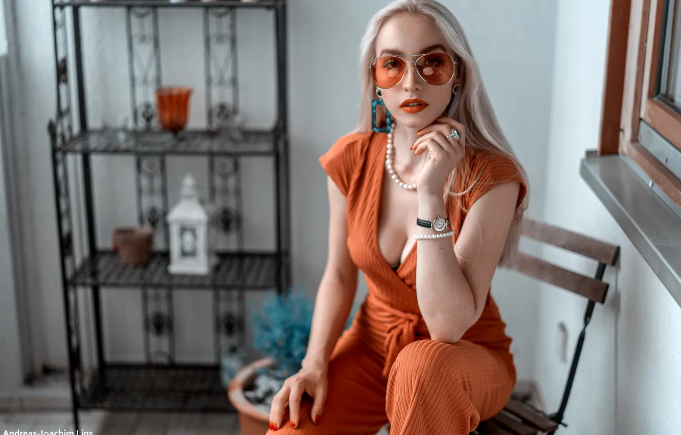 Photo wallpaper look, decoration, orange, pose, room, model, portrait, makeup