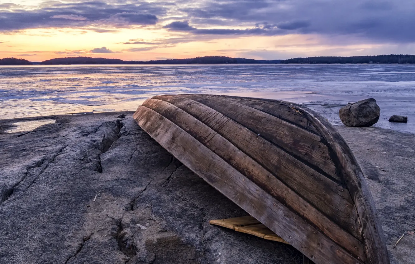 Photo wallpaper lake, shore, boat