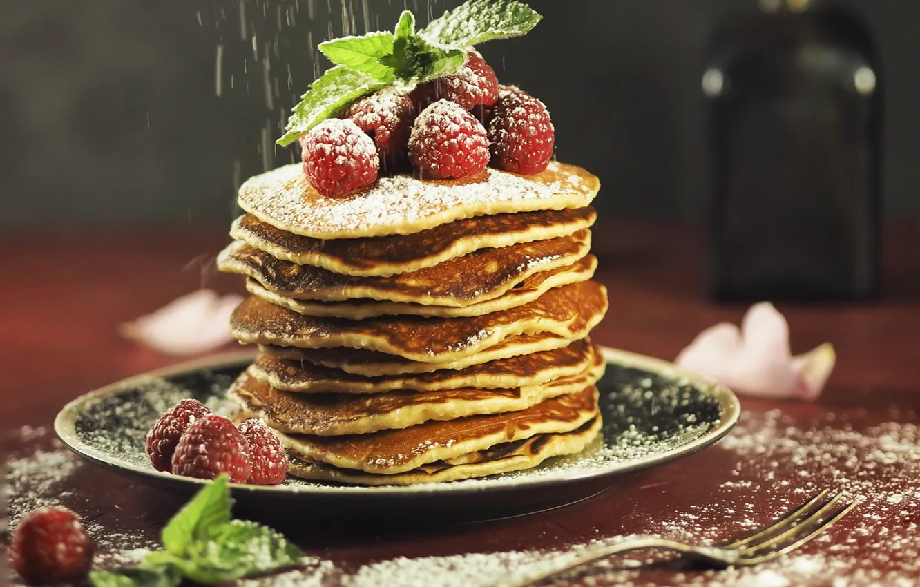 Photo wallpaper raspberry, mint, pancake