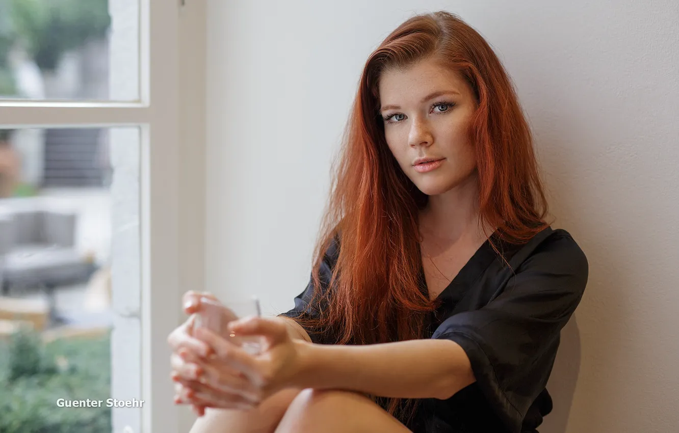 Photo wallpaper glass, model, redhead, mia sollis, profile, looking at camera, Guenter Stoehr