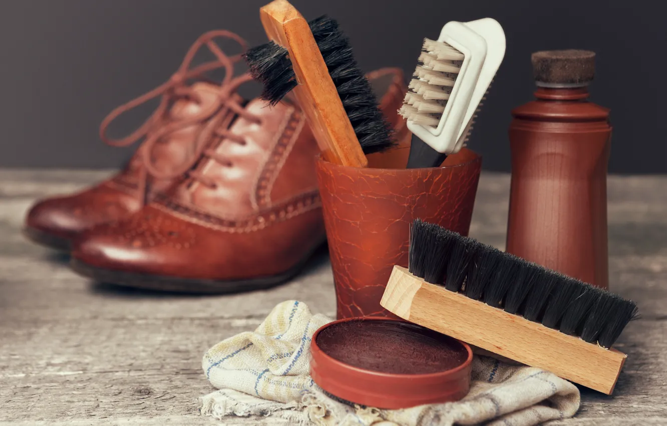 Photo wallpaper shoes, quality, elegance, luster, brushes, brought