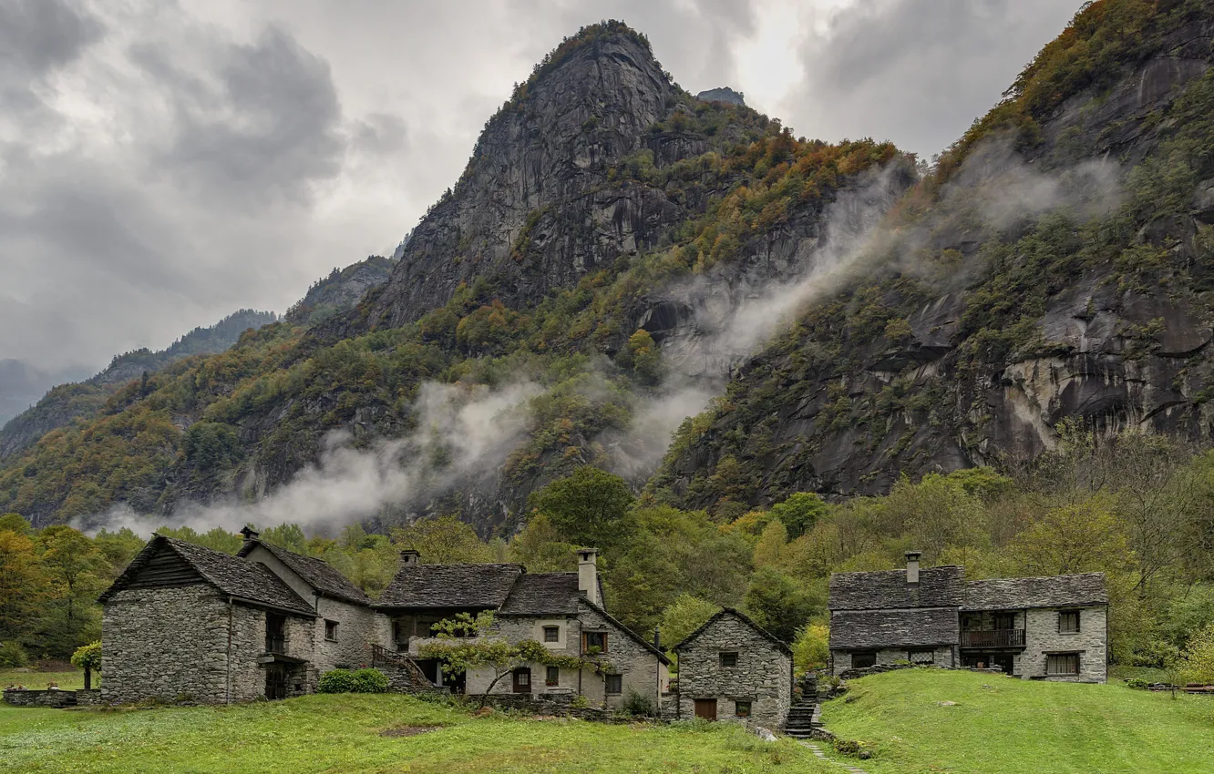 Photo wallpaper mountains, Switzerland, houses