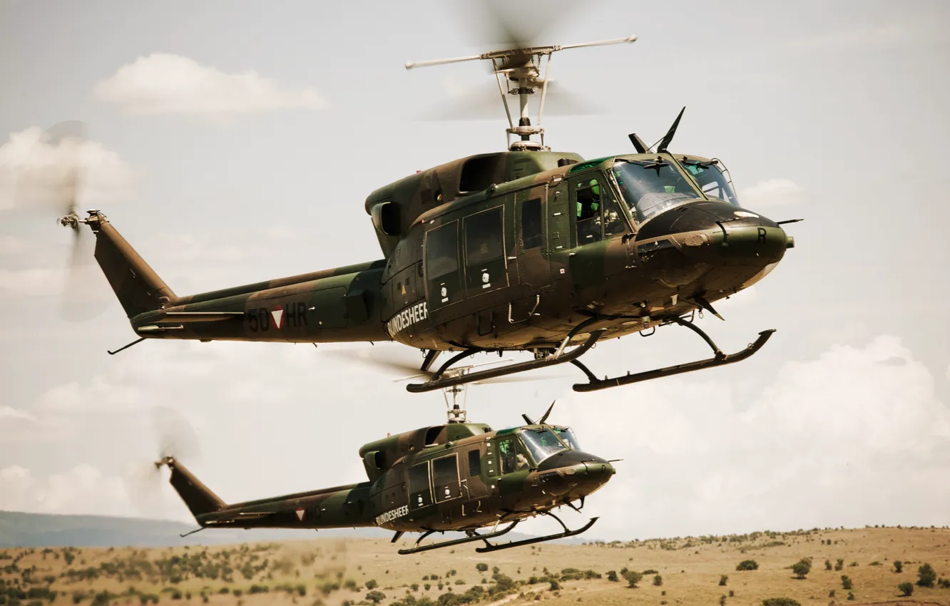 Photo wallpaper pair, twin-engine, multi-purpose helicopter, Bell 212