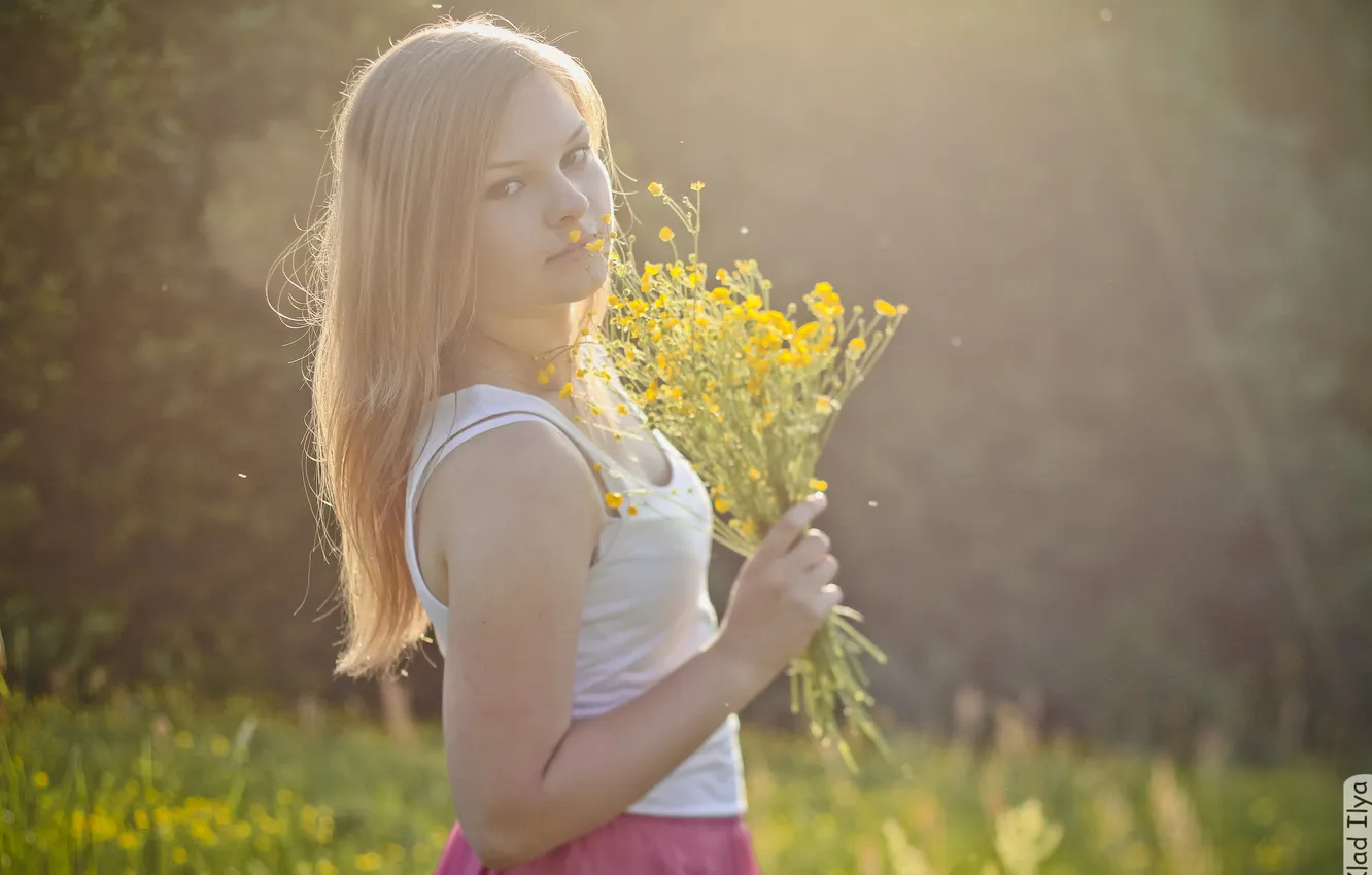 Photo wallpaper girl, flowers, photographer, girl, photography, photographer, Ilya Klad, Ilya Baggage
