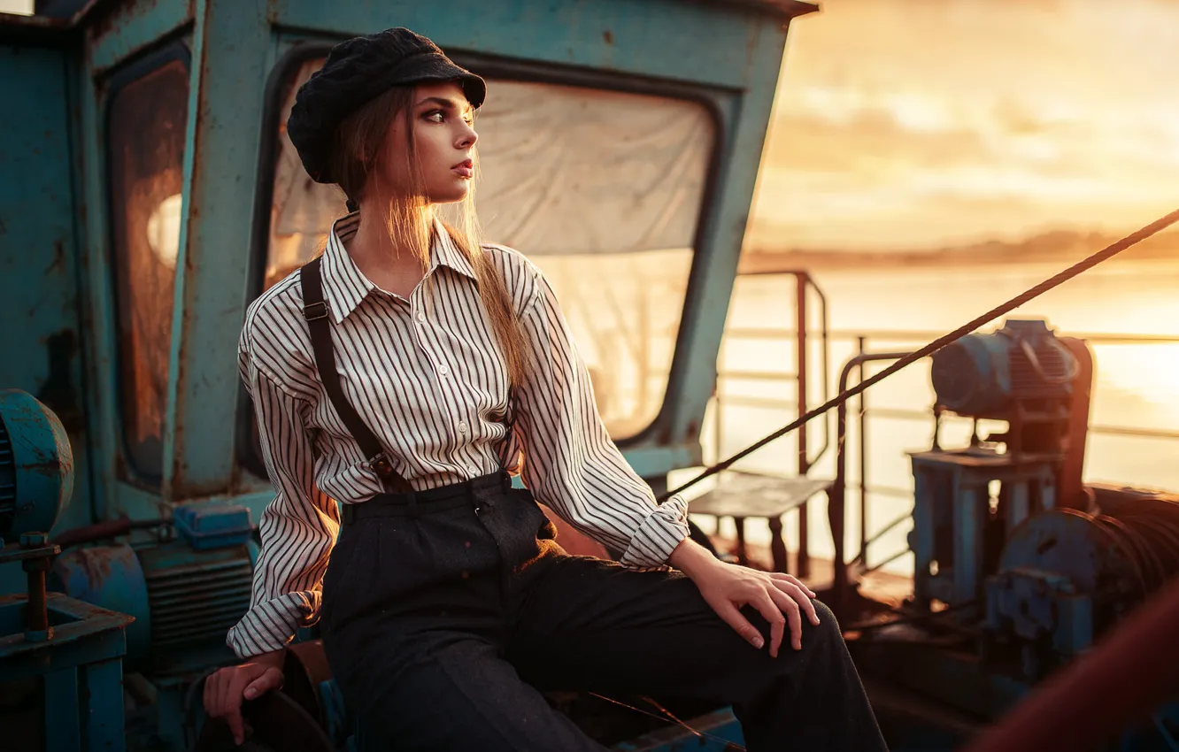 Photo wallpaper sunset, sexy, pose, model, portrait, makeup, hairstyle, cap