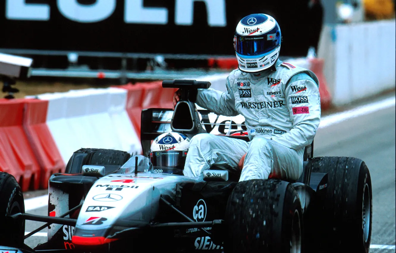 Photo wallpaper McLaren, Formula 1, Retro, Mika Hakkinen, David Coulthard